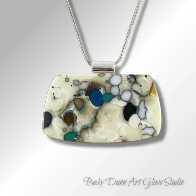 1274 reactive white and vanilla gray trapezoid long front close