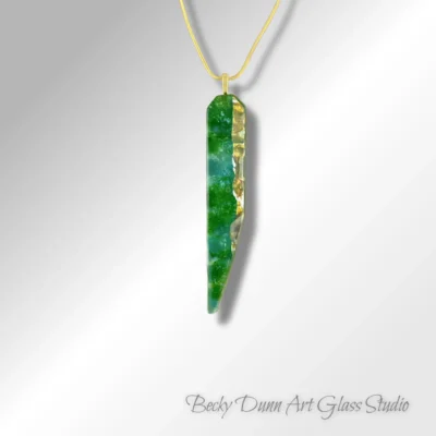 1303 aventurine green mix with silver gold rectangle angle front
